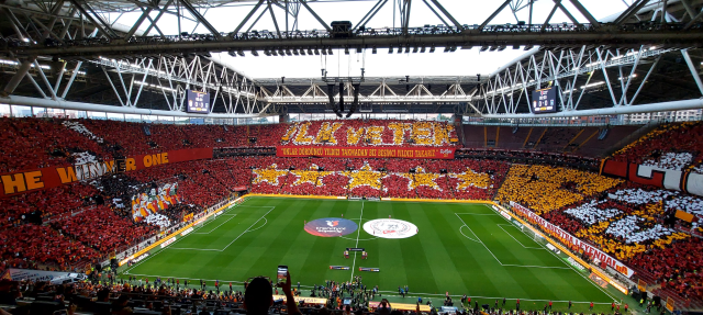 Galatasaray'dan Ali Koç ve Fenerbahçe'ye olay gönderme