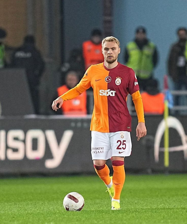 Okan Buruk'un yüzüne bakmadığı futbolcu için sıraya girdiler