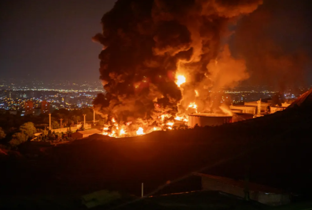 İran-İsrail savaşında 5. gün! Demir Kubbe arızalandı, füzeler Tel Aviv'e düştü