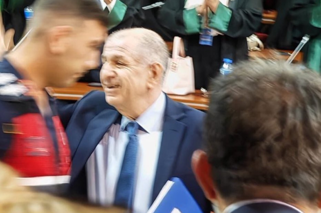 Ümit Özdağ'ın tahliye kararını aldığı an