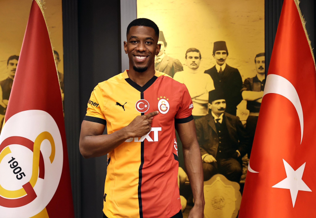 Nelsson'dan sonra bir ismi daha sildi: Bu takımdan gidecek